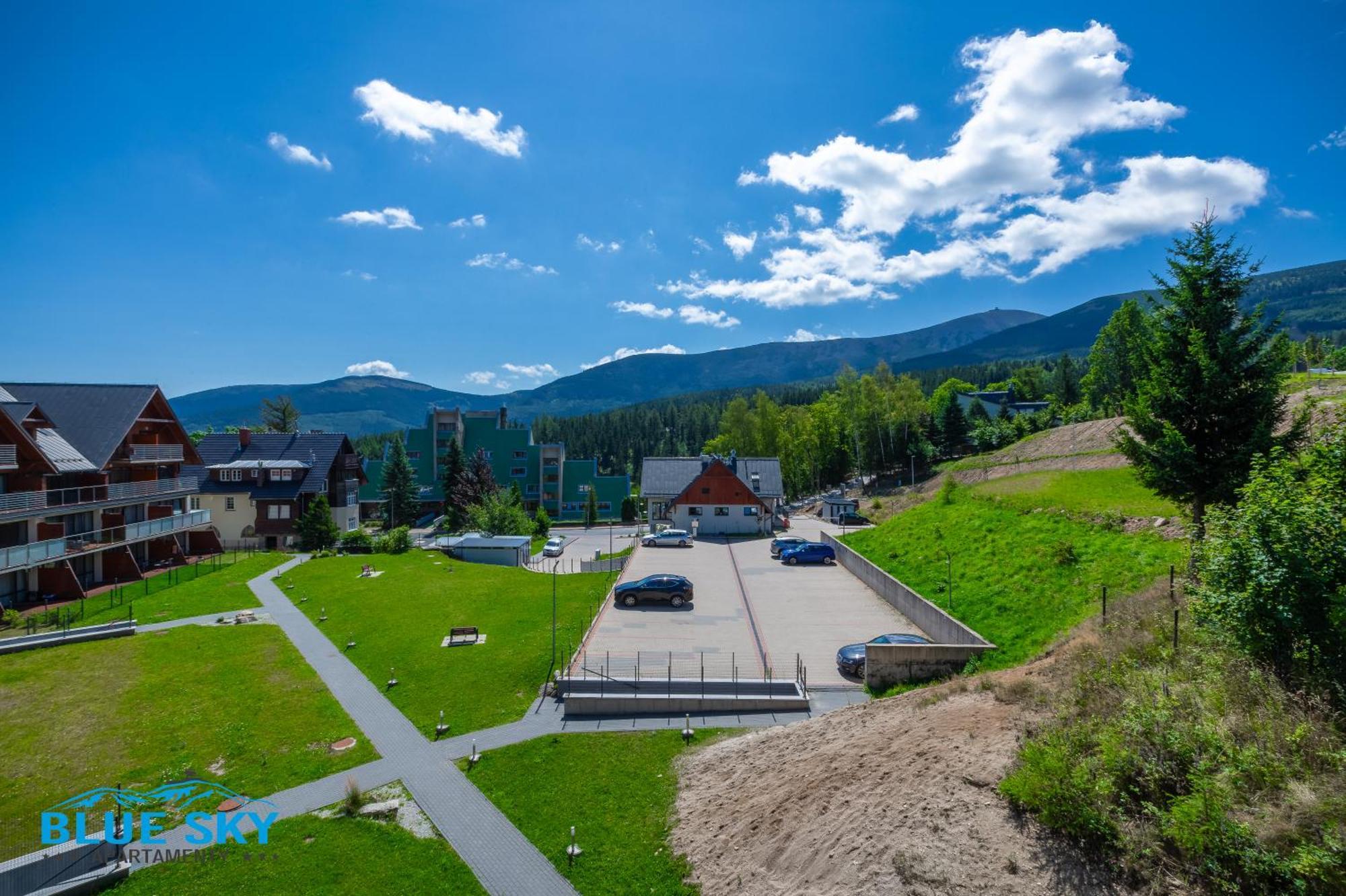 Apartamenty Bluesky - Karkonoska 13, Z Widokiem Na Gory, Blisko Szlakow I Wyciagow, W Zielonej Okolicy 卡尔帕奇 外观 照片